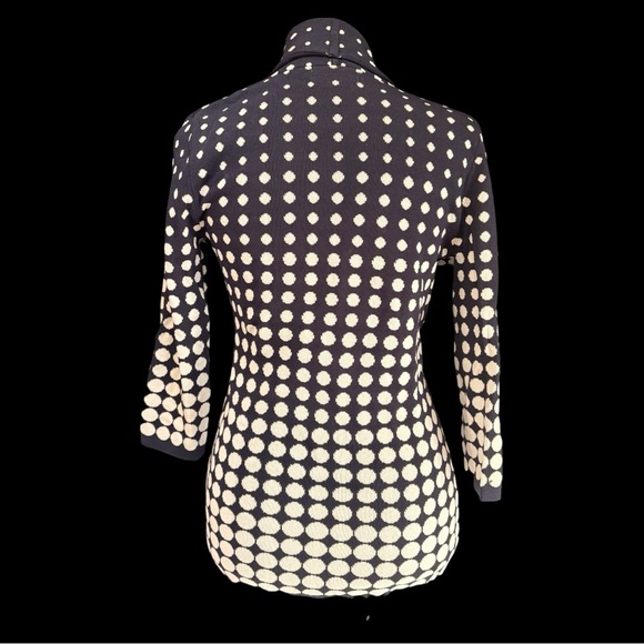 Carmen Marc Valvo Black and Cream Polka Dot Blazer - Picture 5 of 10
